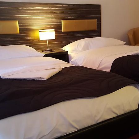 Hotel Montenegro Bruntál Extérieur photo