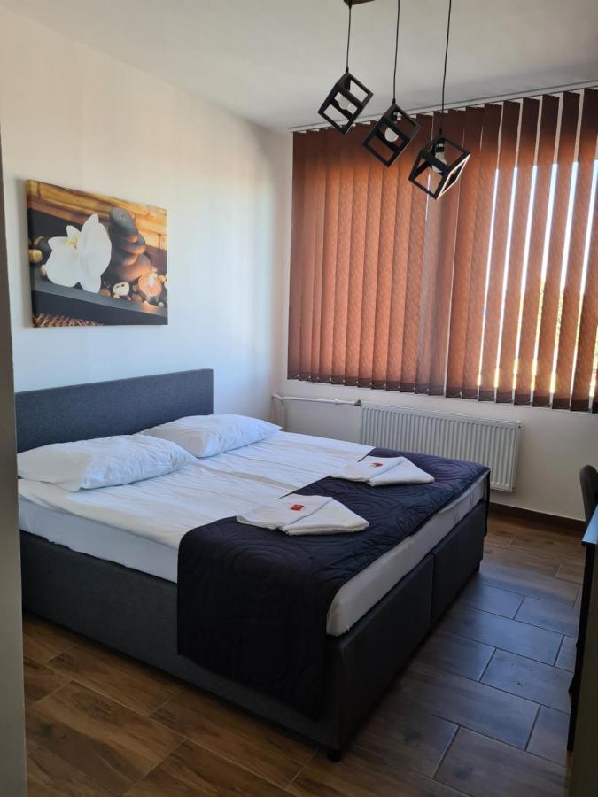 Hotel Montenegro Bruntál Extérieur photo