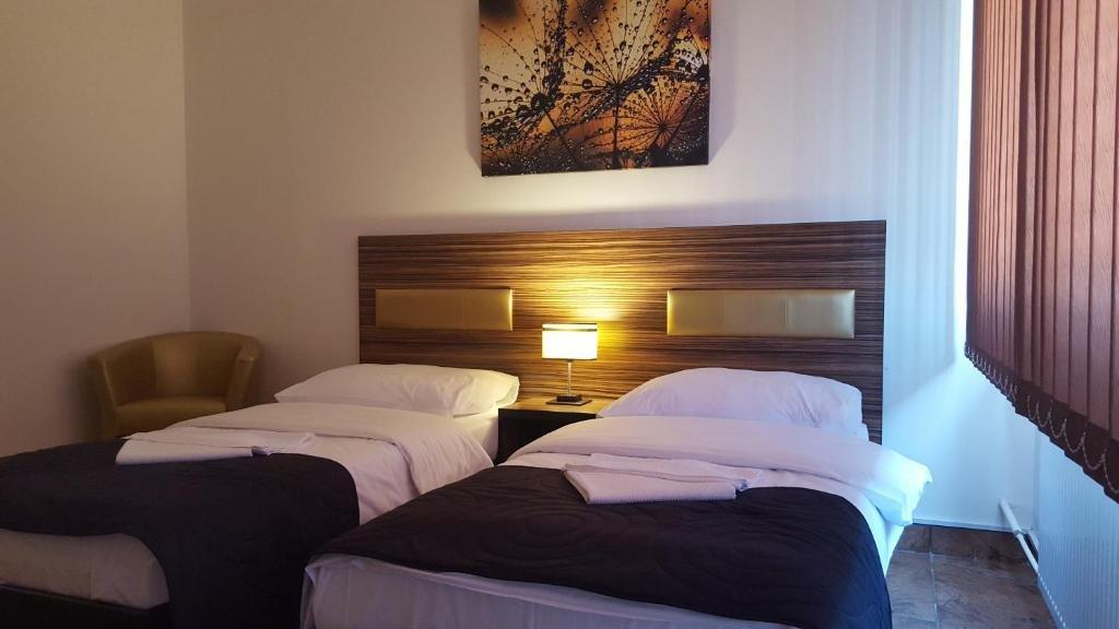 Hotel Montenegro Bruntál Extérieur photo