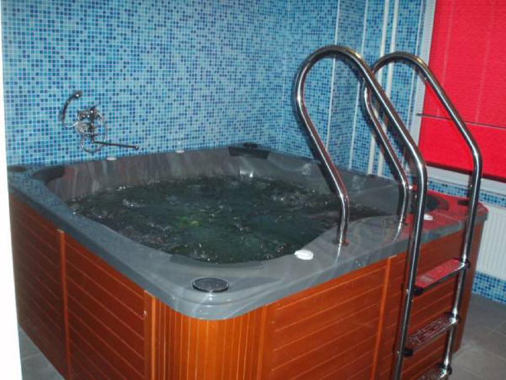 Hotel Montenegro Bruntál Extérieur photo
