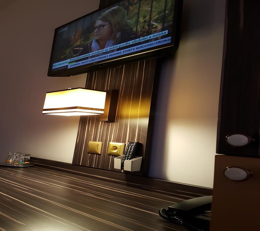 Hotel Montenegro Bruntál Extérieur photo